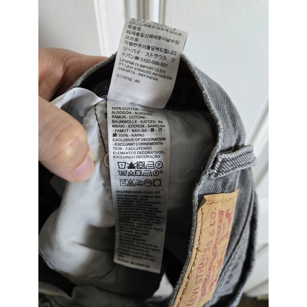 Levis 501 Original Distressed Gray Denim Cutoff Shorts Women Size W25 Button Fly - Picture 8 of 11